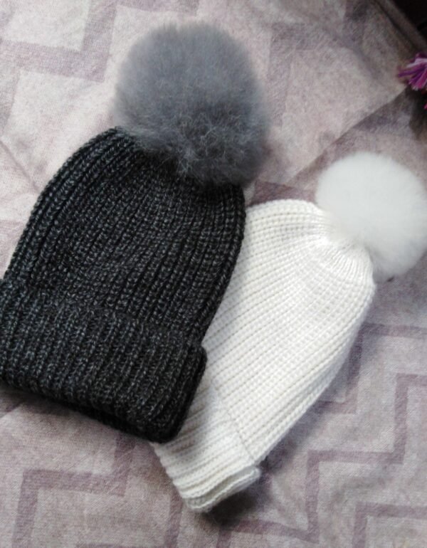 Alpaca Solid Hat With Pompon - 5Pack - Image 3