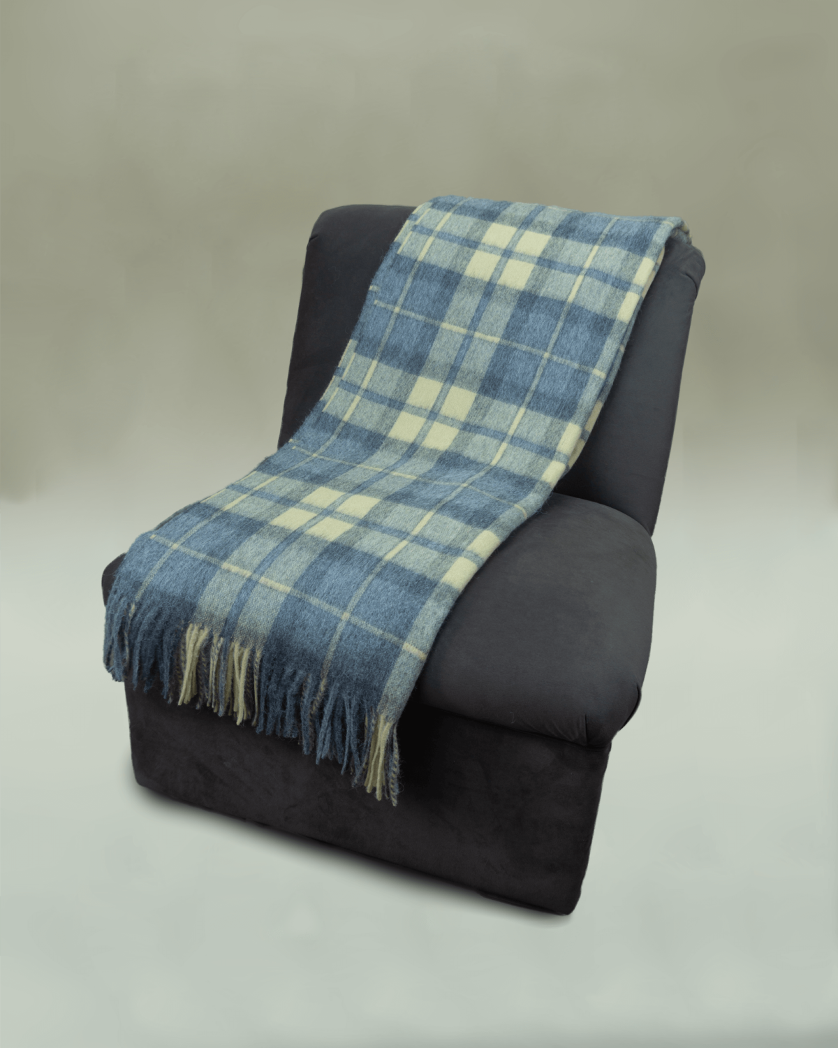 Alpaca Plaid Throw - 3 Pack - Image 4