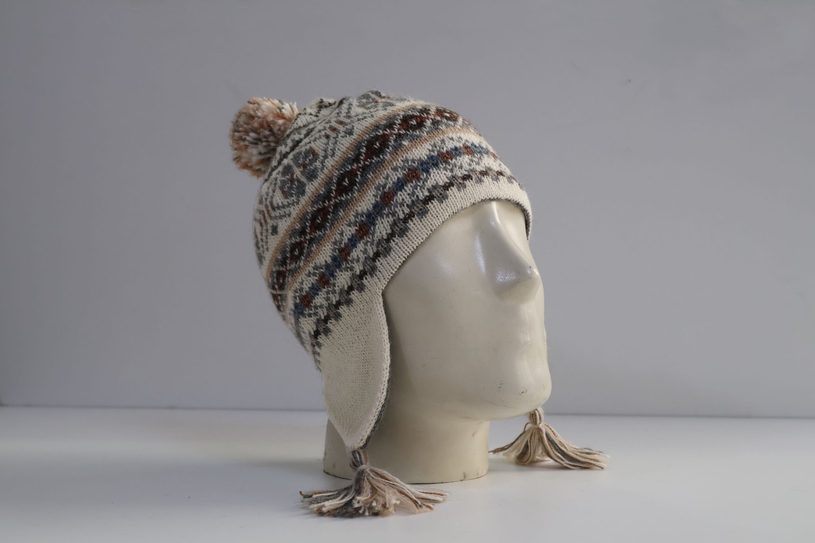BABY ALPACA CHULLO WITH DESIGN - Image 5
